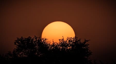 A Parable on “Seeing the Sun in the Night”